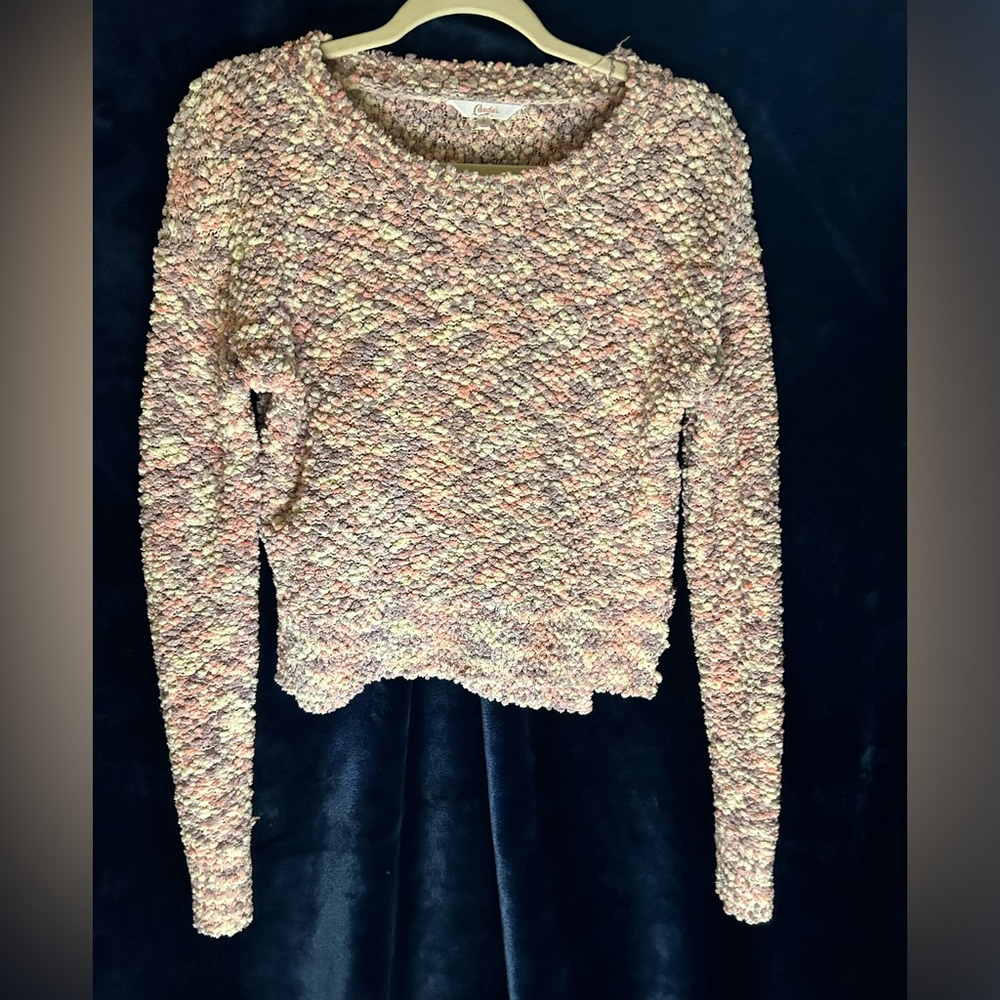 Long sleeve & light weight sweater